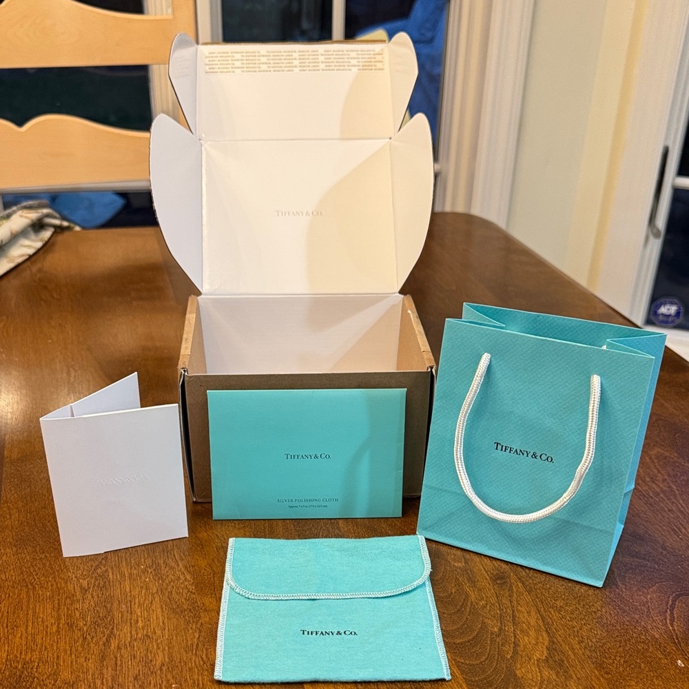 Tiffany & Co. White Gift Box